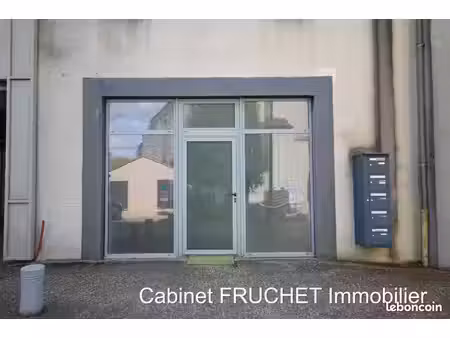 local commercial 44 m² chantonnay