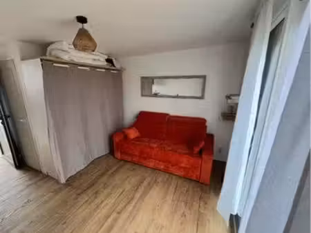 studio talmont de mi septembre à juin