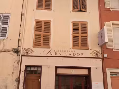 local commercial 16m2