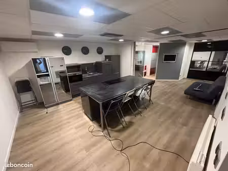 magnifique t3 de 100m2 au calme proche commodités