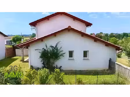 vente maison 4 pièces 94 m² à saint-palais (64120)  200 000 €