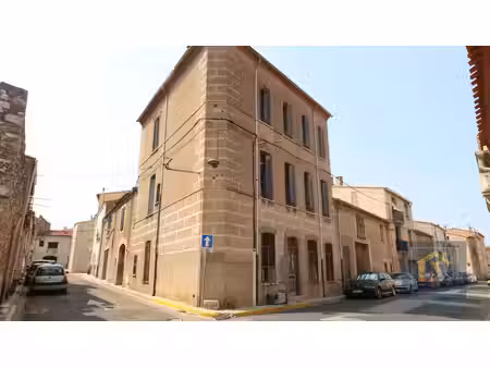 grande bâtisse 209 m² à rénover