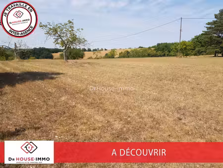 a verteillac  terrain de coin à bâtir de 2115 m² à 12€ m² (hai). cu  etude sol g1  bornage