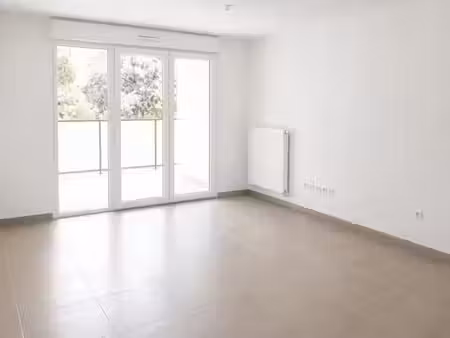 location appartement 2 pièces 46.8 m² à montpellier (34000)  652 €