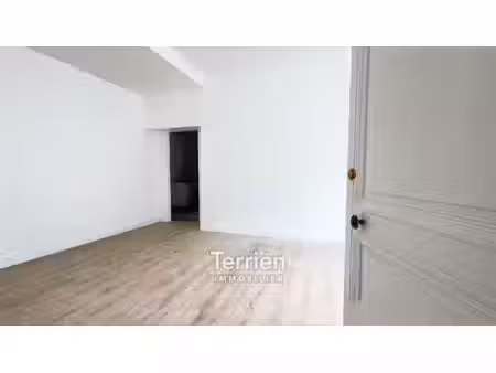 appartement t2 rdc en coeur de ville
