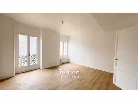 appartement t3 en coeur de ville avec parking