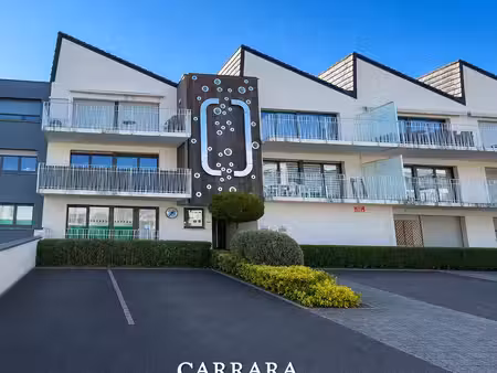 appartement  t3  lumineux avec terrasse.