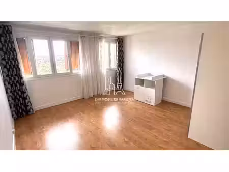 neuilly-sur-marne ? 2 pièces avec vue dégagée