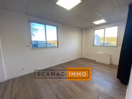 location local d’activités marseille 11 13011 15m²