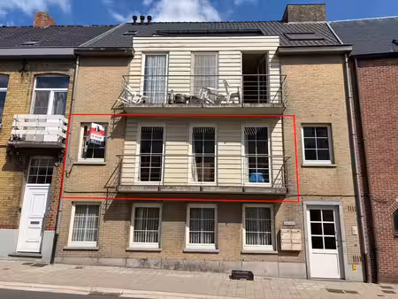 lichtrijk appartement met 2 slaapkamers en terras – 1ste ...