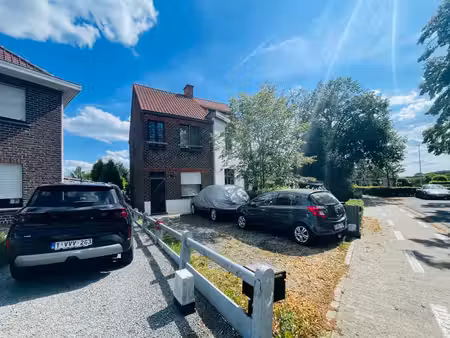 te renoveren woning met tuin en potentieel in sint-marten...