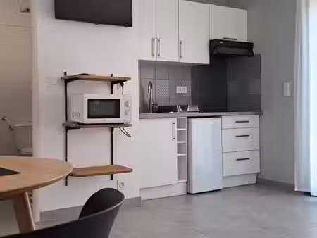 studio à l'année scolaire pour étudiant