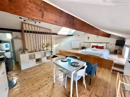 studio 1 pièce 30 m²
