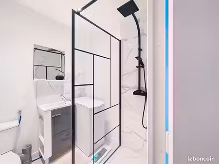 t2 avec terasse 32 m2 meublé