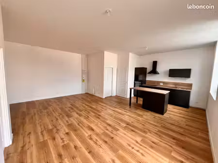 jolie maison t3 74m² refaite à neuf