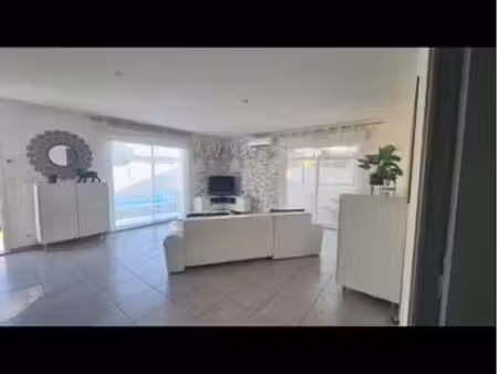 location villa de septembre à juin