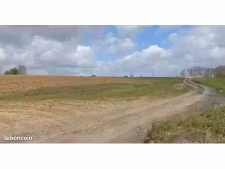terrain 568 m² mons en pevele