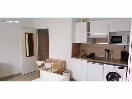 studio meublé 23 m² avec garage