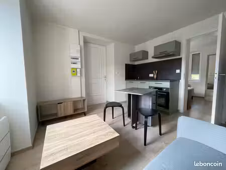location meublée avec extérieur - 500 cc