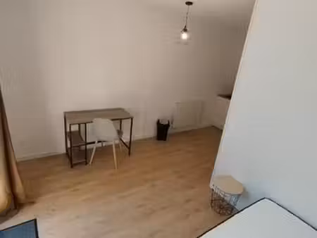 studio meublé