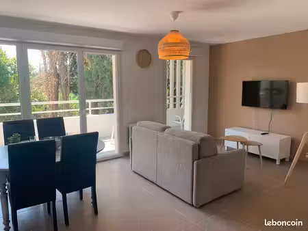charmant t2 meublé à saint-rémy-de-provence — bail mobilité (octobre à avril)