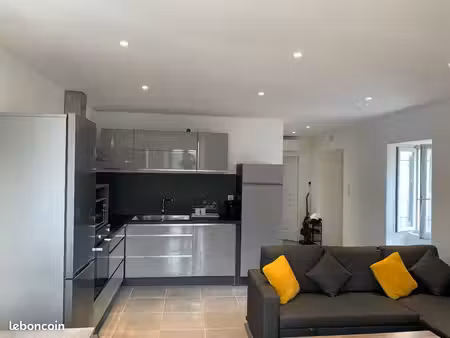 magnifique deux pièces situé au cœur de sartene