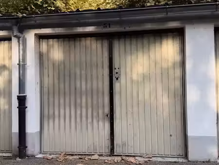 box garage