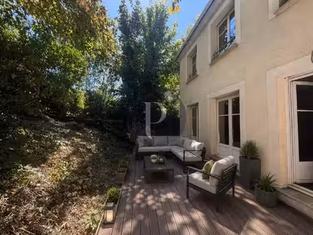 maison - 6 pieces - terrain 554m² - centre-ville - 94240 - l hay les roses