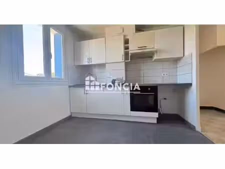 appartement t3 avec garage et jardin
