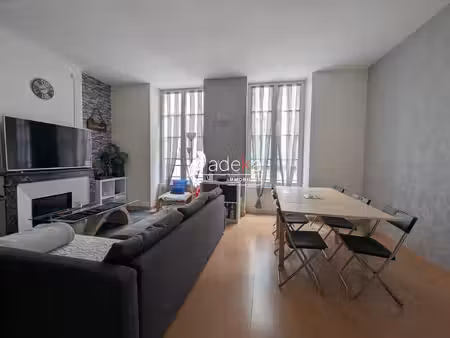 appartement t2 bis spacieux et agréable