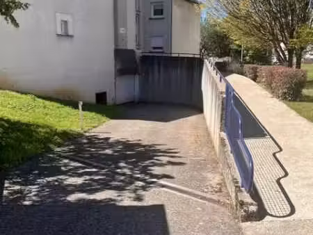 garage/box