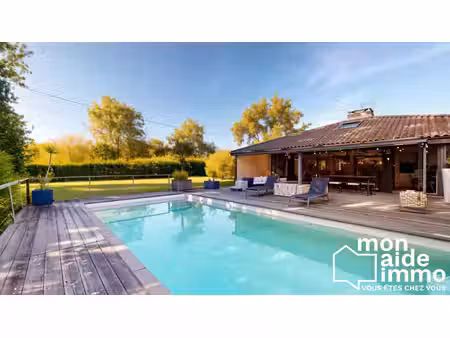 maison de 136m² + grand garage avec bureau sur 2300m² de terra