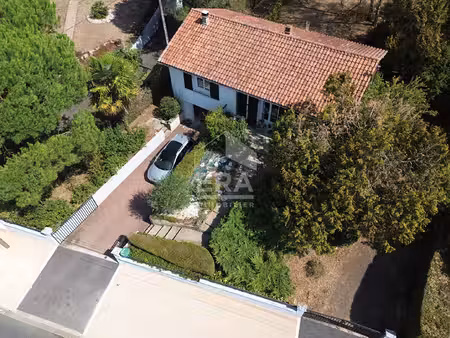 maison sur sous-sol proche commerces