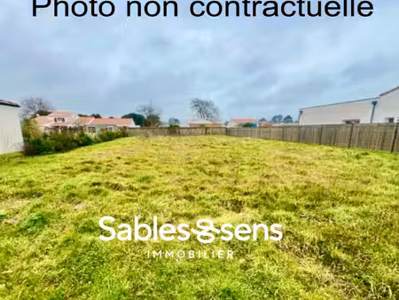 terrain viabilisé de 482 m2 sur la commune de longeville sur