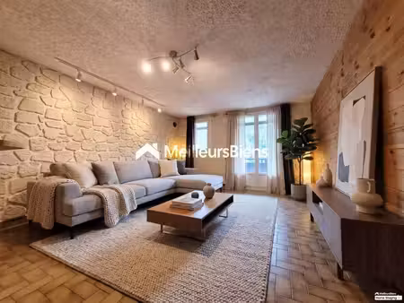appartement 2 pièces de 47 m² aux orres avec balcon et cave