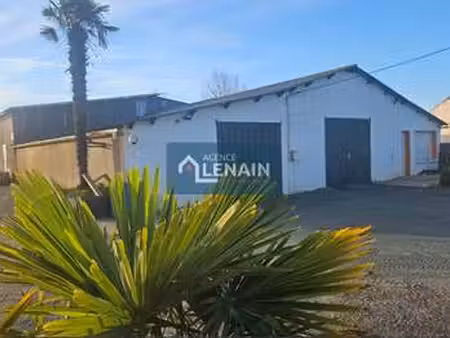 vente bureaux et commerces à apremont (85220) : à vendre / apremont