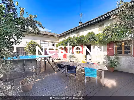 à vendre - ancien corps de ferme rénové à feillens - 9 pièces  piscine  grand terrain