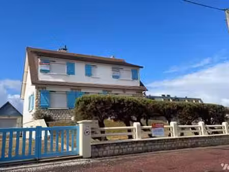 vente demeure d'exception bord de mer à lion-sur-mer (14780) : à vendre bord de mer / 121m
