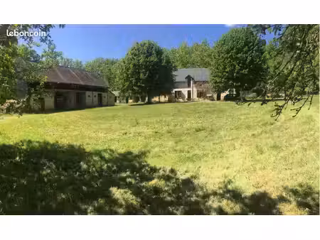 propriété boisée de 23 5 ha avec maison et dépendances