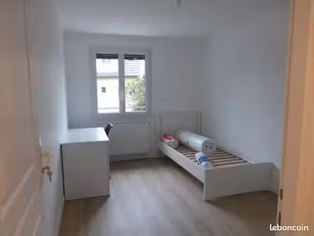 appartement 1 pièce 10 m²