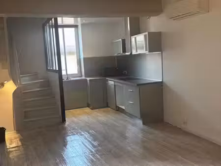 maison de village t4 à louer à l’année/rigarda seceur vinça environnement calme et paisibl