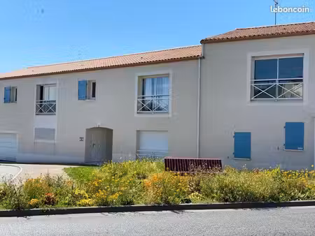 loue appartement t2 la ferrière (85)