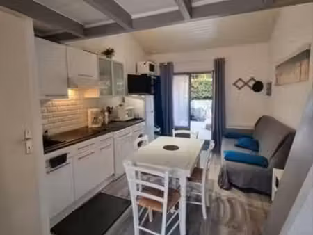 location maisonnette meublé disponible septembre