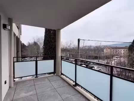 appartement 3 pièces 70 m²