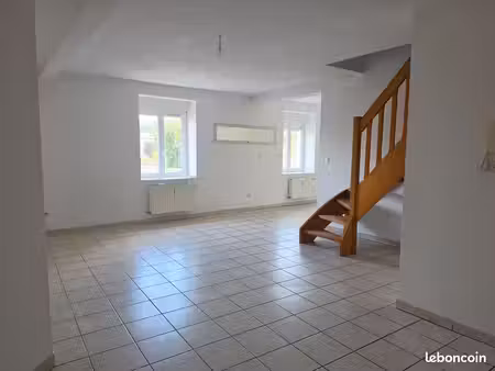 dunières hyper centre  à louer t5/4 chambres/2 sdb en duplex de 99 m² carrez  environ 110 