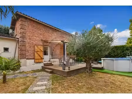 charmante maison de ville avec garage  piscine et potentiel professionnel – nègrepelisse
