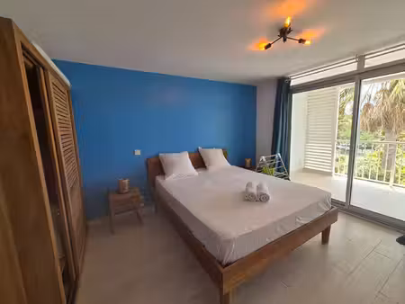 a vendre : appartement t2 vue sur mer au diamant