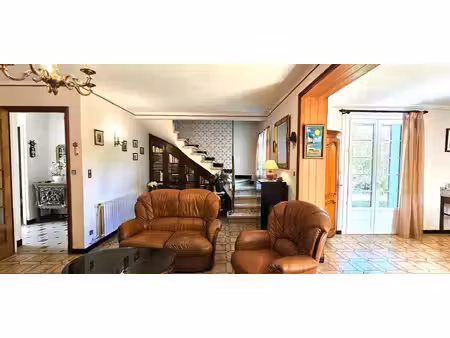 maison t6 à castelnaudary de 120m2  4 ch  jardin  garage  dpe en d  proche commerce