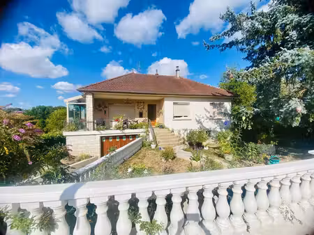 maison individuelle à pierre de bresse 3 pièces 87 m2 avec jardin de 933m2- 150'000
