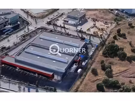 location entrepôt 1700m²